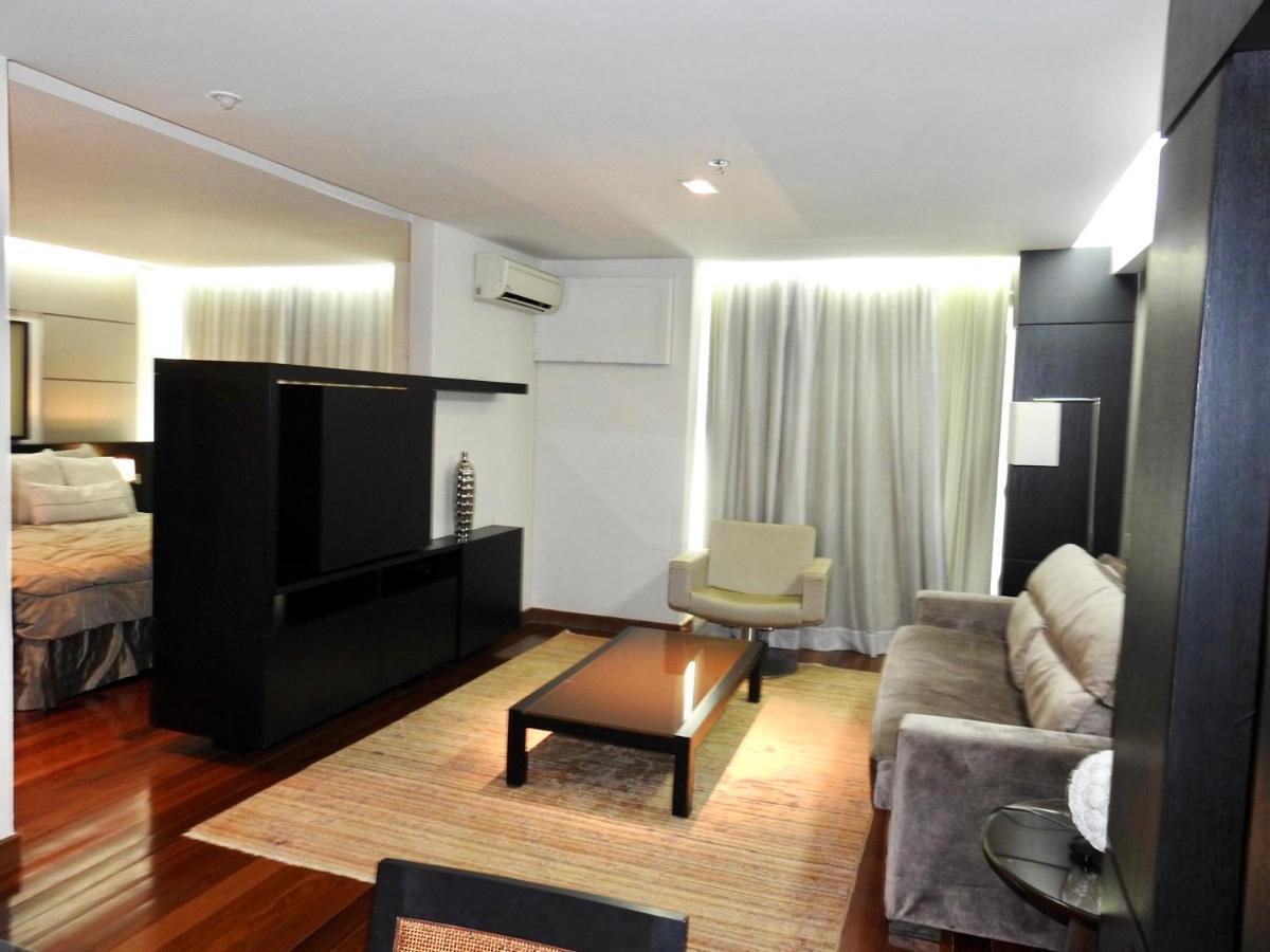 ז'ואיז דה פורה Constantino Hotel E Eventos מראה חיצוני תמונה A living room in a modern apartment