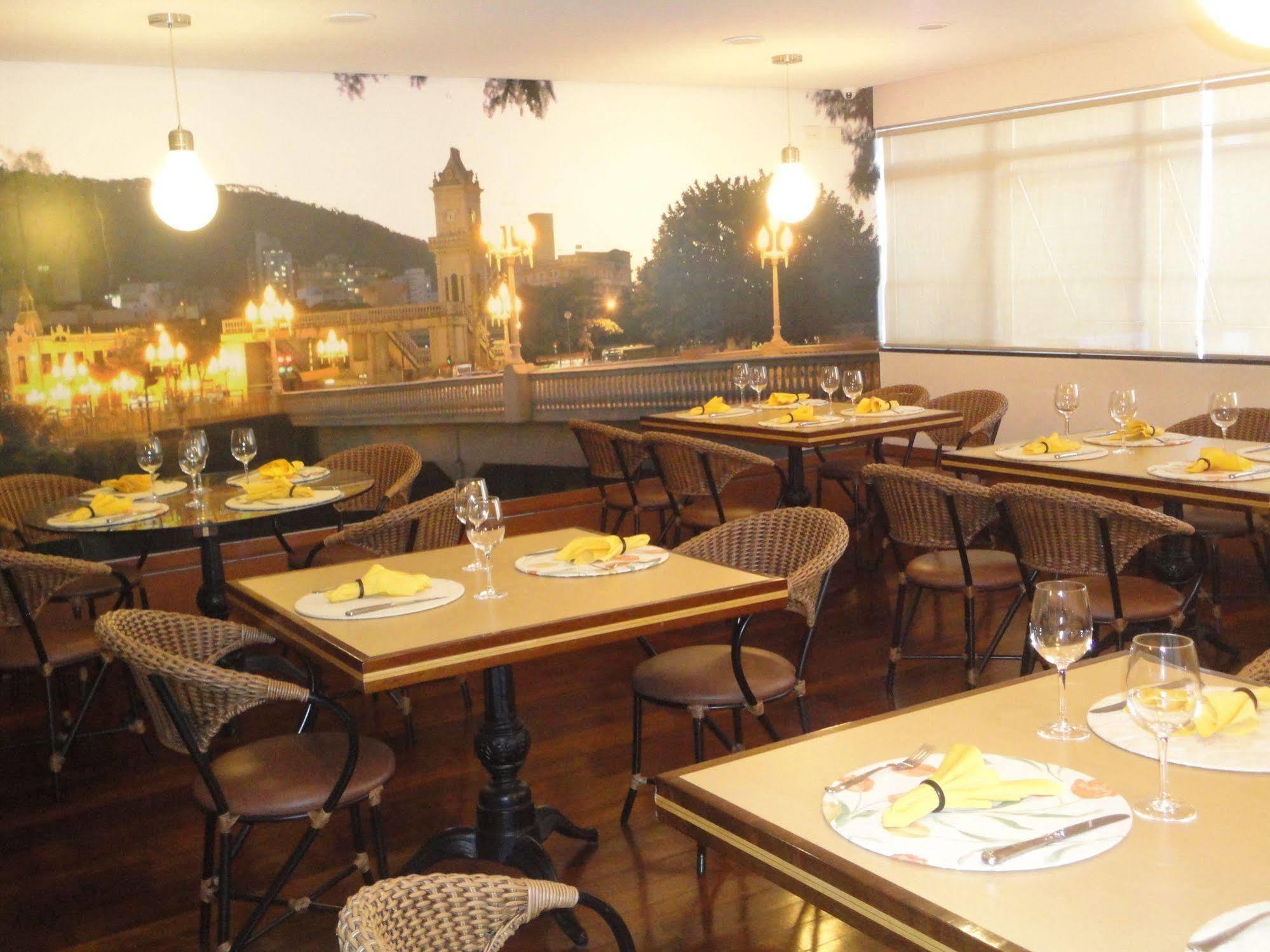 ז'ואיז דה פורה Constantino Hotel E Eventos מראה חיצוני תמונה The interior of the restaurant